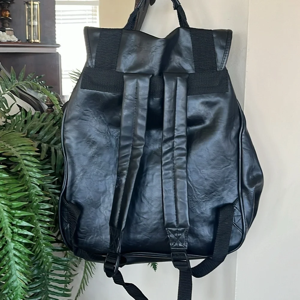 New York Yankees Black Vegan Leather Drawstring Backpack MLB Patch Baseball